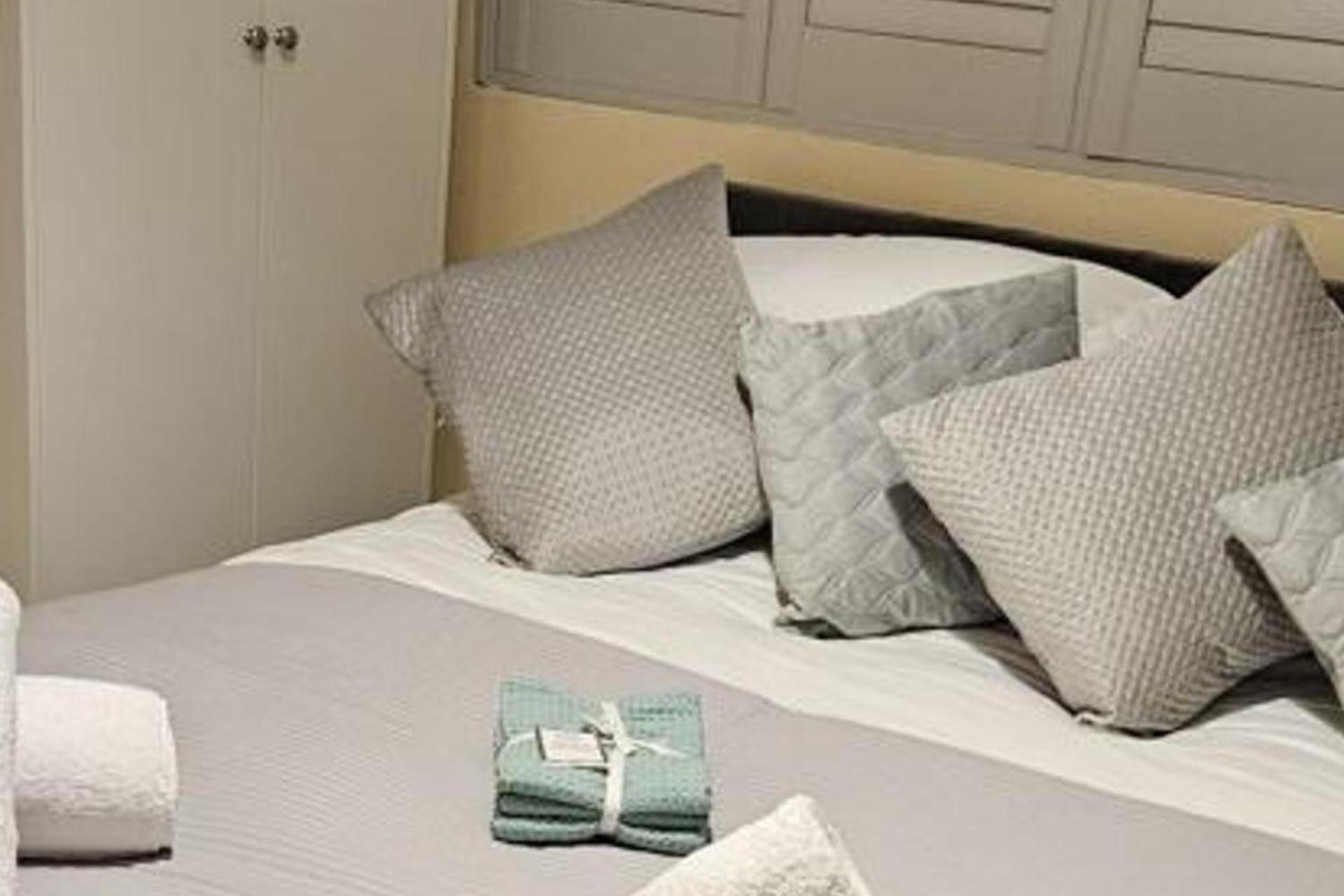 Appartamento Cockfosters - - Sleeps 3 - Near Underground Londra