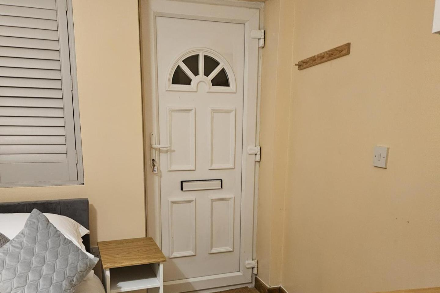 Appartamento Cockfosters - - Sleeps 3 - Near Underground